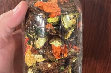 60+ dehydrated peppers