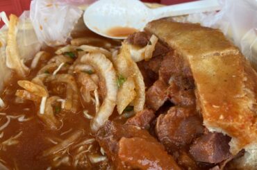Drowned torta (pork carnitas) and strawberry horchata - GDL, Mexico