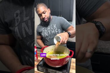 Chili Season is upon us! White Chicken Chili Recipe Keeping t #chili #chiliseason