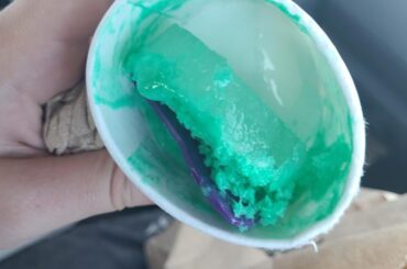 Baja Blast Gelato had a solid block of ice on the bottom half and freezer burned gelato on top