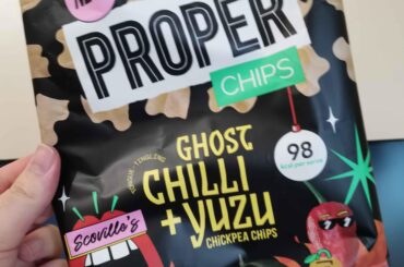 Ghost Chilli & Yuzu chickpea chips by Proper! Bit of a clickbait, this was a tingle at best, but it was still pretty tasty, has a nice zest