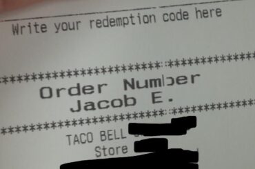 What is Jacob Elordi doing at my Taco Bell?