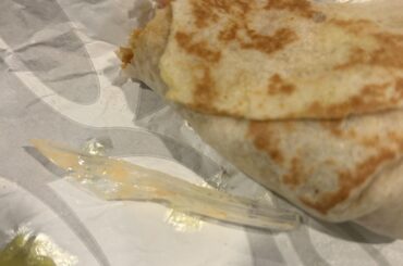 Does customer service answer anyone?