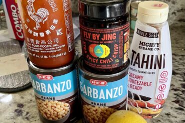 After my Sabra hummus post yall convinced me to make my own. Wow have I been missing out.