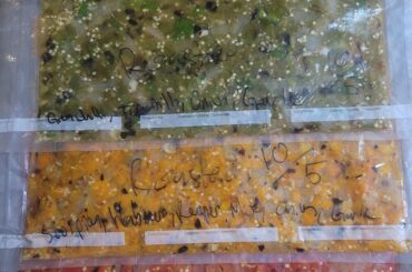 Stop light hot sauces