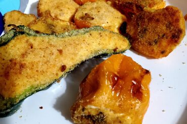 I made habanero poppers. (habanero, cream cheese, cheddar, chorizo, bread crumb)