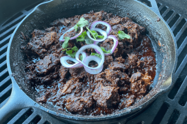 Super smokey + spicy beef vandaloo (recipe in comments)