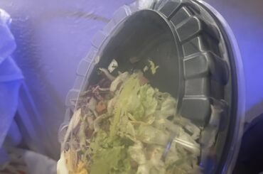 I’m hungry and I want more food(8$ is not worth this much food(realistically))