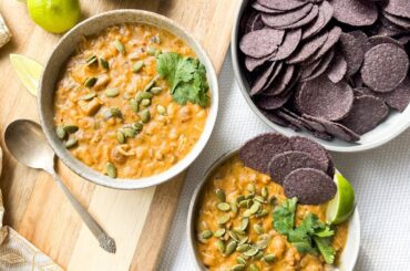 Hearty White Chicken And Navy Bean Chili Recipe