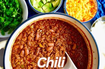 THE BEST CHILI RECIPE! EASY ONE POT COMFORT FOOD!