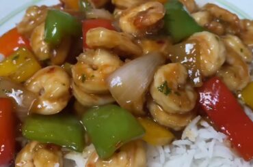 Garlic Shrimp Stir-Fry With Peppers And Onions