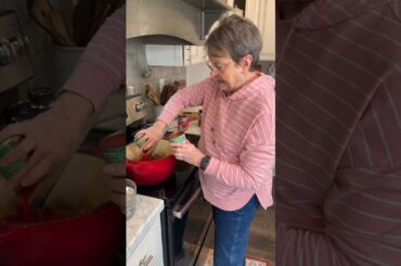 How to make Stuffed Pepper Soup like @memesrecipessc made!