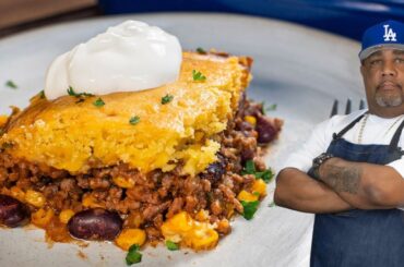 Beef and Cornbread Casserole | Chili Cornbread Pie