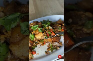 Must Try! Stir-fried Crispy Pork with Chili Garlic and Salt