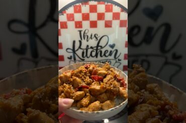 One-Pan Chicken with Bell Peppers and Onions in Honey-Soy-Butter-Sesame Sauce