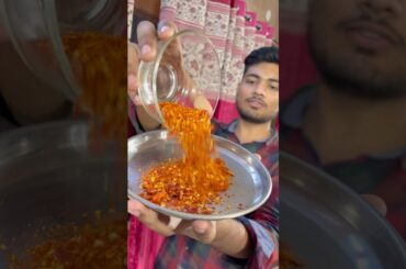 Chilla flakes recipe || ghar pe chilli flakes kaise banaye || #shots #shotsfeed