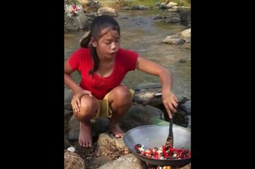 Snails hot chili with duck eggs  @TwinsTVKH  #jungle #food  #natural #cooking #eating#snail