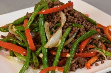 Easy Ground Beef Recipe with Red Bell Pepper and Green Beans - Perfect Weeknight Meal!