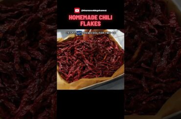 DIY Chili Flakes at Home | Fresh and Spicy! #chili #diy #hacks #foodhacks #cookinghacks #recipe