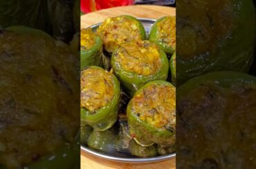 Bharwa Shimla Mirch Recipe Short Video | Stuffed Capsicum Recipe Short #shortvideo #shorts #ytshorts