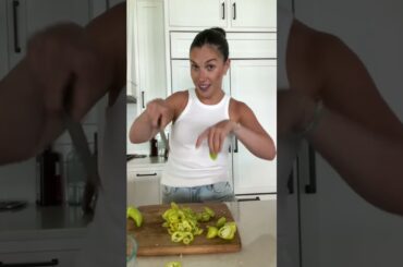 The easiest homemade pickled banana pepper recipe #recipe #healthyfood #health