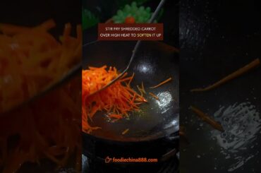 EASY STIR-FRIED CARROT WITH MEAT & PEPPER RECIPE #recipe #cooking #chinesefood #carrot #pepper #meat
