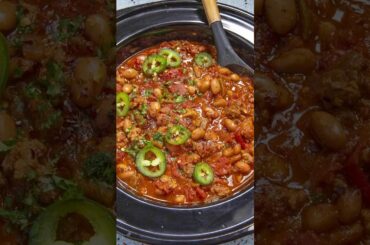CROCKPOT CHILI That Cooks While You Chill