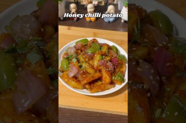 Honey chilli potato recipe #shorts #recipe #potato #snacks #chinesefood #trending #shortsfeed #viral