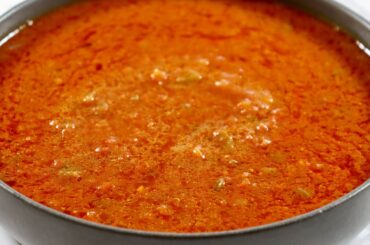 EASY AND DELICIOUS TOMATO GRAVY WITH BELL PEPPERS | TOMATO GRAVY | GRAVY RECIPE