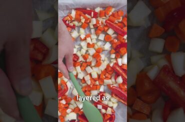 Carrot and Red Pepper Soup  #recipe #soup #plantbased