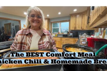 “Cozy Cold Weather Dinner | Crockpot Chicken & Sausage Chili with Homemade Bread”