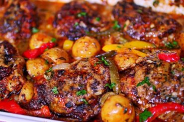 Creamy Garlic Butter Chicken with Potatoes and Peppers Recipe