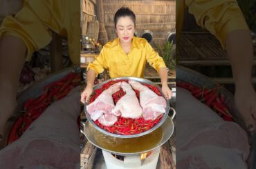 Pork legs with chili cooking