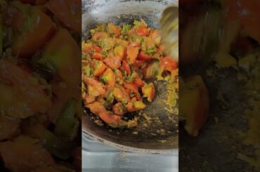 Tamatar mirchi ki Rajasthani style recipe | Pushtenikadai #ytshorts