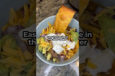 Easy Chili Recipe in the Slow Cooker #shorts