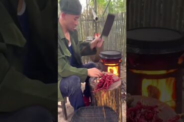 An old chef roasting a big delicious hen with chili #cooking#mukbang#asmr#USA #viral #part5