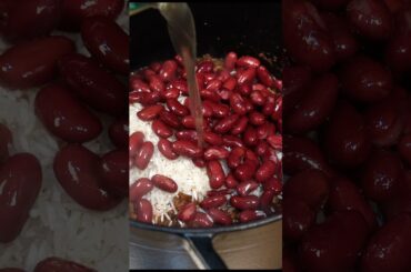 The one pan recipe you need when don’t feel like cooking - Chili and rice