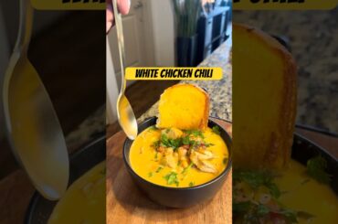 Cajun White Chicken Chili | The Best Creamy Chicken Chili Recipe
