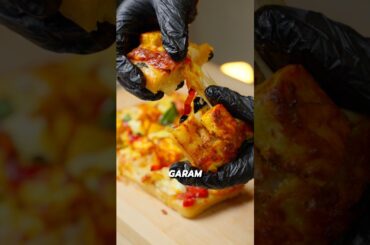 Paneer Tikka Garlic Bread (CHEESYY)