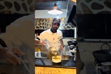 CHICKEN AND GREEN CHILLI SOUP HOTEL STYLE | Azam chef #food #cooking #shorts