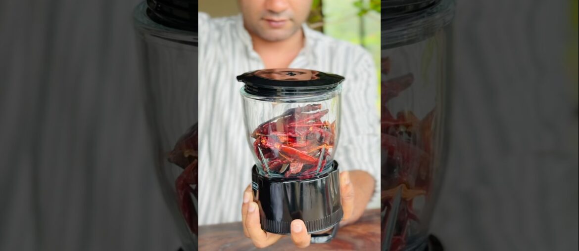 Homemade Chili Oil in 20 Seconds