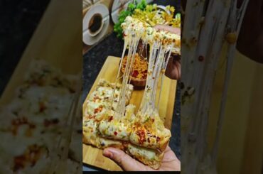 Chili Cheese Garlic Bread - The Ultimate Comfort Food | Homemade Chilli Oil Recipe