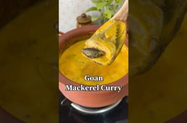 Goan Mackerel Curry Recipe | Bangdyachi Kodi / Hooman | Goan Fish Curry Rice