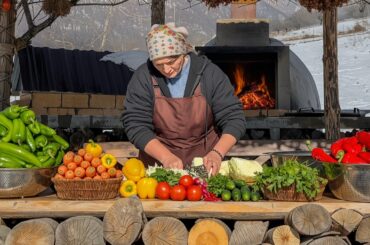 Village Winter Prep: Stuffed Peppers in Glass Jars