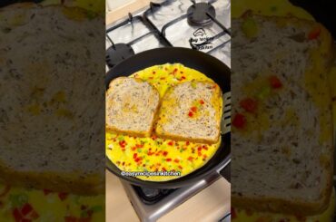 5 Min Breakfast Egg Sandwich Hack | Healthy Egg sandwich #shorts