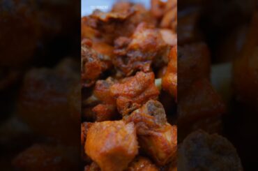 CHILLI GARLIC FRIED CHICKEN Cooking and Spicy Chicken Recipe//#youtubeshorts #recipe #shorts #short