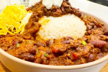 EASY SLOW COOKER CHILI / THE BEST CROCKPOT CHILI RECIPE #food