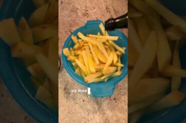 WhatsInTheFridge: Chili Cheese Fries #youtubeshorts #shorts #dinner #fyp #chili #food #recipe #fries