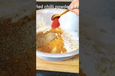 Street Style Chilli Bhaji🌶️| 10 Min Crispy Mirchi Pakoda 😍#short #ytshorts #viral #trending #cooking