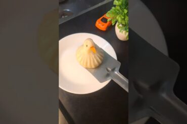 Cute duck Chicken Momos🐥😋 with chili oil 🥵